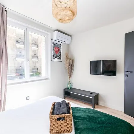 Le Mila ¶ Centre ¶ Confort ¶ Tram ¶ Climatisation * グルノーブル