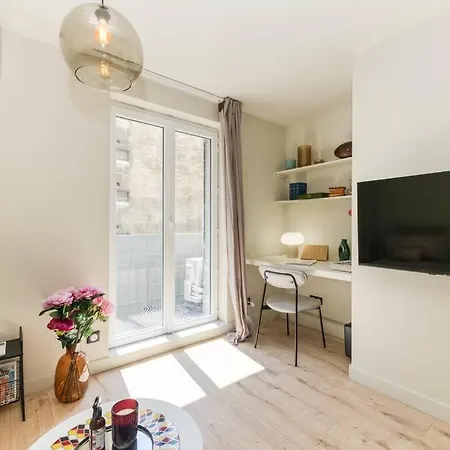 Le Mila ¶ Centre ¶ Confort ¶ Tram ¶ Climatisation ホテル