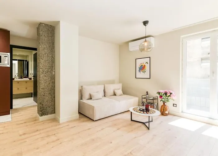 מלון Le Mila ¶ Centre ¶ Confort ¶ Tram ¶ Climatisation גרנובל