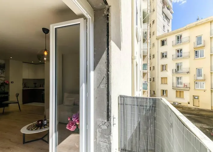 מלון Le Mila ¶ Centre ¶ Confort ¶ Tram ¶ Climatisation גרנובל