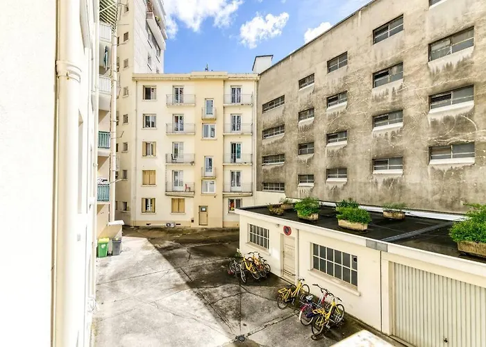 Le Mila ¶ Centre ¶ Confort ¶ Tram ¶ Climatisation ホテル グルノーブル