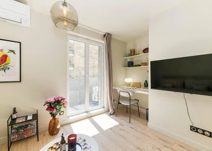 Le Mila ¶ Centre ¶ Confort ¶ Tram ¶ Climatisation מלון